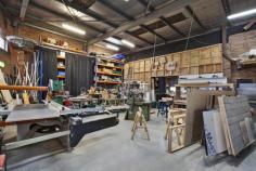 4-6 Salisbury Street Botany NSW 2019 Set on 350 sqm this quality industrial warehouse is offered with both an existing tenant or as vacant possession. Warehouse space ground floor approximately 220 sqm. Office upstairs approximately 80 sqm. 4 car parking spaces at the front of the property. Two (2) street frontage.