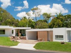 10 Wollumbin Street, Byron Bay Architecturally designed (with Frank Lloyd Wright influence) sleek,
modern three bedroom house with a fully self contained one bedroom
apartment. Just a short walk to Byron Bay CBD and the beach, in a very
convenient, quiet, safe neighbourhood.
Open plan living, gas fireplace, state-of-the-art- kitchen, 2.5
bathrooms the indoor and outdoor spaces blending seamlessly with floor
to ceiling glass doors.
The stunning luxurious one bedroom apartment is separated from the
three bedroom house by a large modern carport and is presently renting
between $100 and $200 per day with good occupancy.