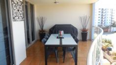 47,1-7 Breakwater Access Road, Mackay Harbour 4740 A wonderful coastal scene is laid out before you from this elegant and crisp apartment. A thriving harbour and surf beach offer activity and interest. This interestingly laid out apartment is beautifully presented and customised with flair and intelligence.