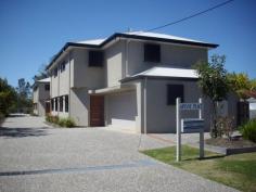 1/9 Mill Street, Landsborough YOU WILL NOT FIND A BETTER POSITION THAN THIS. Only 50 metres to the
supermarket, cafes & hotel,100 metres to the railway station. This
modern 3 b'room unit
has a big kitchen with dishwasher, pantry and good bench space, tiled
airconditioned living area, all the bedrooms have ceiling fans and
built-ins, the master has an ensuite and there is a bath and shower in
the guest bedroom. This spacious unit has three toilets one being in the
powder room on ground level. The living area opens out onto the private
fenced courtyard and there is a water tank as well as town water. An
added bonus is a large remote control DOUBLE garage. This unit is in
small complex of only 5 with low body corporate fees.