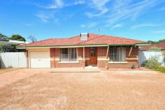 25 Kennett Pl Dawesville WA 6211 Property ID: 1P3047
THIS ONE'S A RIPPER - WITH GRANNY FLAT!
Price: $389,000
SECOND CHANCE! DON'T MISS OUT!!!
Located on a fantastic 732sqm block just a short walk to the estuary is
this well presented 3 bedroom 1 bathroom home. Set in a quiet location
in the sought after Old Dawesville this property represents excellent
value and would make a ripper holiday home, first home or permanent
residence!
WHY I THINK YOU SHOULD BUY THIS HOME...
* Open plan living and dining area with split system air conditioner
* Separate front lounge / sitting room perfect for reading a good book
* Absolutely immaculate presentation inside and outside the home
* Single lock up garage and a lovely gable patio for entertaining
* Side access to huge powered workshop with lean to for boat / van
* BONUS granny flat with kitchenette and its own bathroom!
* Easy care reticulated native gardens and gas instant hot water
All this at an affordable price just minutes to schools, shops, beaches
and golf course mean you will kick yourself if you miss out on this
one!!!
Phone exclusive agent Jo-Ann Yandle TODAY!