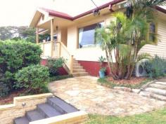 141 Barrenjoey Rd Mona Vale NSW 2103
This four-bedroom, double storey home is set on a large elevated,
leafy block.... The home features light-filled living spaces, inviting
alfresco entertaining areas and a fully fenced back yard and loads of
off street parking. Wake up to lovely ocean and headland views, before
enjoying a leisurely stroll to nearby Mona Vale Beach, one of Sydney’s
most popular beaches, and Mona Vale's Cafes, Restaurants and Boutiques.
• Extensive front garden, tool shed and huge driveway between house and road
• Brand new oven, cook top and hot water system
• On main transport routes to city including L90 and E88, walk to Mona Vale
and Newport Village centres
• 2 large bathrooms with bath and shower plus extra toilet
• Laundry with storage space and separate linen cupboard
• 4 large bedrooms with wardrobe space and ocean views
• Master bedroom with massive walk-in wardrobe
• Spacious lounge and dining room with storage space
• Separate large family room
• Pet friendly
• Excellent enclosed garden, large deck and large garage with storage
Long term lease available now
For enquiries, or to view by appointment, please call Di Langford: (02) 9918 7888
or Email: di@oneagency.com.au
