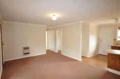 3/23-29 Wakeford St Orange NSW 2800 INVESTORS TAKE NOTE!! • Tenanted with a rent return at $180p/w • 2 bedrooms both with BIR • Freshly painted throughout • Large lounge/dining • SLUG • Internal laundry • Strata complex of 6 units • Close to town and schools • Great investment opportunity • Opportunity to put your own touch on the property Strata rates approximately $370/quarter Council rates approximately $384/quarter Property: Unit Bedrooms: 2 Bathrooms: 1 Parking: 1 Council: Orange