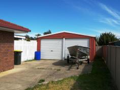 24 Fairway Drive, WARWICK, QLD - Warwick Real Estate This 3 bedroom brick and tile home situated in the popular Golf Links
Estate. With 3 built-in bedrooms, kitchen, dining and large lounge with
r/c airconditioning. Covered outdoor entertainment area and 6mx6m c/bond
shed. Call today to arrange an inspection.