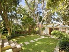 3 Andrews Avenue Bondi et on a generous 380sqm parcel of land with a stunning garden oasis and a
spacious self contained studio, this stylishly appointed freestanding
family home captures 180 degree ocean views from its upper level.
Generous family home set within a beautifully manicured garden
Intuitively designed to maximise the entertaining lifestyle
Master bedroom opening onto deck with 180 degree ocean views
Light flooded split level living and dining area opening onto terrace
Oversized self contained studio located at the back of the block
Sleek modern kitchen with quality fittings throughout
All three bedrooms fitted with built-in robes
Polished timber floors, skylights, gas fire, air-conditioning, storage
Positioned in a quiet cul-de-sac just a stroll from Bondi Beach