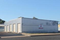 Jays Real Estate - 48 Simpson Street, Mount Isa Land Size: 1012m² approx.
For Sale Price: $350,000
10 Storage Sheds
2 Containers
Ability to increase use
1012m2 Freehold Land Area
CBD Location - Ideal Development Site
Commercial Zoning
Contact Nellie Smithurst 0413121241
Vanessa Pritchard 0747448000