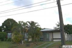 23 Karabil St, Kingston These opportunities don't come very often, located on a quiet street
with 597m2 land, 3 good size of bedrooms, 1 bathroom, 1 garage, spacious
kitchen. Close to transport, shops, school. Only need a little bit of
work it will get perfect.
Act now! Don't let the opportunity go by pass.