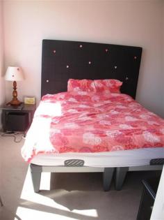 Mascot - 513/149 O'Riordan Street This
is a wonderful one plus study apartment located on level 5 in
convenient Mascot area. Convenient access to the airport makes the world
at your door step. Study room can be used as a single bedroom. It's a
great investment opportunity or for owner living with affordable price. Main features -Spacious living/dining area flows onto generous size balcony with park view overlooking outdoor swimming pool -Open plan kitchen -Bedroom provides walk through wardrobe, acccess to balcony and delux en suite bathroom -Bathroom has convenient two doors access -big study room Other features -Outdoor swimming pool -Internal laundry -Very close to the airport and easy access to CBD area size: 80sqm Inspections by private appointment.
