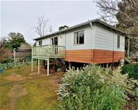 1091 Reen Road Gidgegannup WA 6083 19.45HA - your chance to have it all - if you're quick! . Wooroloo Brook flowing through . Bird watchers paradise . Wildflowers galore . Well fenced pastured paddock - suit hay cropping or animals . Picturesque permanent dam . Large versatile home built 1995 . Plus attractive studio Ideal 48 acre picturesque property, quiet location in this popular district