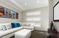 3 Minara Street Golden Bay WA 6174 BRAND NEW Display home that the builders will lease back at $638.00 per
week for a minimum of 12 Months with a 2 year option there after, 3
large bedrooms, 2 bathrooms, a home theatre room, Great kitchen
overlooking dining and family room, Ducted air conditioning,Alfresco
Dining and double garage Call Andy Brown 0417930911