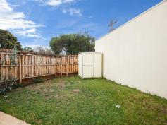 1/6 gilligan road altona north A fantastic opportunity to secure this 1 year old NO maintenance unit,
it's your option to either move straight into or a great investment with
stable & long-term return.
This property located next to the park and has easy access to the freeway.
It comprises 3 bedrooms with BIR'S, open kitchen with spacious meals area and lounge.