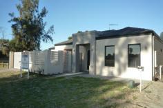 1/45 Ganfield Way You will love this front villa with room to move.
3 good sized bedrooms all fitting double beds.
Chef's kitchen (900mm wide cook top & oven) with tiled meals and family adjoined.
2 bathrooms with ensuite to main bedroom which has a walk in robe.
Laundry with cupboards.
32 course ceilings.
Reverse cycle air conditioning throughout.
Security alarm and security to windows and doors.
Single garage with room for another car to park at the front.
Good entertainment courtyard area overlooking park.