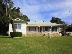 21a Leura Street, Dawesville, WA 6211 - Sweeping estuary views - 4 bed 2 bath character home - Double lock up garage with extra room for boat/ van - Easy access to boat ramp - Reticulated from Bore Rare opportunity to purchase charming home overlooking the estuary. Settled back from Estuary road with potential two street access lies this 4 bedroom, 2 bathroom spacious home on 744 square meters. Great verandahs and outdoor entertaining areas, all with sweeping water views.