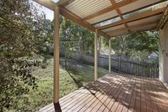 BLACKALLS PARK, 2/ 2 Michael Street INVESTORS SPECIAL Neat three bedroom duplex, easy care small block, double garage under, as new kitchen, timber floorboards, quiet cul de sac position, walk to primary school. Excellent value. Fantastic rent return of $330 per week.