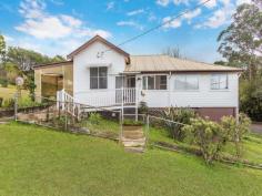 4 Balluna Street, Tyalgum, NSW 2484 BUYER ALERT- What a perfect start or step up at the perfect time! Free
standing homes of this presentation and size in this price range are
becoming extinct. With interest rates at record lows below 5% now is
your chance to pounce!
A scenic 16 odd minute drive out of Murwillumbah will transport you
to the picturesque centurion village of Tyalgum. There you will find
this character 3 bedroom home on a generous corner allotment of 809m2
refurbished with the important kitchen and bathroom both having been
modernised. Whilst some carpets and curtains are a throw back to days of
old this solid home is as neat as a pin so any further modifications
can be done in your time. The position of the home on the block allows
plenty of room for a granny flat or tradies shed (subject to council
approval).
Do not delay book your inspection today.