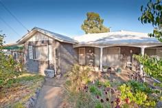 535 Roper Place ALBURY NSW 2640 Guaranteed- this is a rare find. We present 5168m2 (approx) block of land
including a substantial three bedroom home. With two road frontages located on
the high and western side of Monument Hill this site offers you a host of
opportunities. Renovate or extend the existing residence and enjoy the 5168m2 of
land - maybe there is room to have a pony for the kids. You could subdivide into
two or more blocks and keep or demolish the existing home. Or you could remove
the existing improvements and develop the site with townhouses. Expressions of
Interest are now invited.