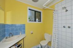 25 Kennett Pl Dawesville WA 6211 Property ID: 1P3047
THIS ONE'S A RIPPER - WITH GRANNY FLAT!
Price: $389,000
SECOND CHANCE! DON'T MISS OUT!!!
Located on a fantastic 732sqm block just a short walk to the estuary is
this well presented 3 bedroom 1 bathroom home. Set in a quiet location
in the sought after Old Dawesville this property represents excellent
value and would make a ripper holiday home, first home or permanent
residence!
WHY I THINK YOU SHOULD BUY THIS HOME...
* Open plan living and dining area with split system air conditioner
* Separate front lounge / sitting room perfect for reading a good book
* Absolutely immaculate presentation inside and outside the home
* Single lock up garage and a lovely gable patio for entertaining
* Side access to huge powered workshop with lean to for boat / van
* BONUS granny flat with kitchenette and its own bathroom!
* Easy care reticulated native gardens and gas instant hot water
All this at an affordable price just minutes to schools, shops, beaches
and golf course mean you will kick yourself if you miss out on this
one!!!
Phone exclusive agent Jo-Ann Yandle TODAY!