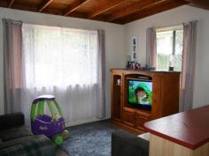 4 Wine Drive Wilsonton Heights Qld 4350 Duplex Unit Block $425,000 Each of the 2 units has 2 built-in bedrooms, open plan kitchen and living area and a lockup garage. They have a North-Easterly aspect, handy to schools, parkland and shopping centre. Currently rented for a total of $430/week. There has been some recent renovations.