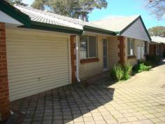 2/33 holmesdale rd woodbridge WA 6056. 3
bedroom villa with semi ensuite offering ducted air, separate lounge,
kitchen/dining, BIR in all bedrooms, small garden with store room and
single lock up garage. Walking distance from Woodbridge train station and in a complex of only 4. Strata fees $205p/q. For more information or to view please call Nathalie on 0414 644 972