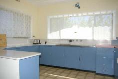 39 Pitt Ave Trevallyn TAS 7250 2 bedroom house in trevallyn This neat 2 bedroom home would suit the couple looking to down size or the investor, situated in a great suburb of Trevallyn with an easy flow layout. The buyers also have the option to buy a shop with a studio at the back separately for $175,000 or the whole property at a better rate. An inspection is a must. KG 734m2