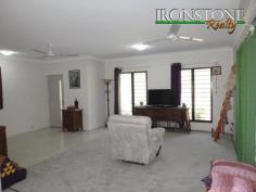 Herbert NT 0836 Located in the popular Herbert area is this near new rendered blockwork home consisting of 4 bedrooms, main has an ensuite and walk in robe, airconditioned throughout, built in robes, tiled internal laundry, separate bath and shower, large screened entertaining area, double u/c carport, 3 phase power, 10l/s bore, fully fenced, fruit trees, mostly native bush, on 5 acres.