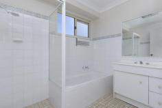 BLACKALLS PARK, 2/ 2 Michael Street INVESTORS SPECIAL Neat three bedroom duplex, easy care small block, double garage under, as new kitchen, timber floorboards, quiet cul de sac position, walk to primary school. Excellent value. Fantastic rent return of $330 per week.
