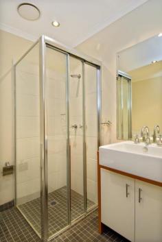 205/ 296 Kingsway, CARINGBAH NSW 2229 This two storey apartment features an open plan living with polished floorboards. The modern kitchen includes gas stainless steel cooking with dishwasher and caeserstone bench-tops. Both bedrooms have built-in robes and main bedroom includes an ensuite. With internal laundry, split system air-conditioning, tiled courtyard and is conveniently located close to Caringbah Village and station. PETS NOT PERMITTED.