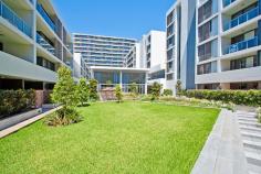 630/5 Defries Ave Zetland NSW 2017 Lifestyle - Within the stylish development 'Victoria Square 1', this
chic 96sqm apartment offers ideal executive living or a perfect
investment. Wonderfully convenient to the city, Waterloo, 10 mins to
Centennial Park, parks and cafe's.
Accommodation - Near new 2 bedroom, apartment features including;
Luxurious kitchen with Caesar stone bench tops, Built-In Wardrobes and
balcony, full bathroom en-suite, european gas cook top & electric
oven, Remarkable fully tiled bathroom with quality finishes, Internal
laundry with dryer and sunny private balcony.
Feature - Security parking in a high security building, Communal lap pool & landscaped gardens & Onsite management.
Strata Levies: 1146.72 pq
Council Rate: 216.90 pq
Water Bill: 150.70
For inspection,
Contact Lim at 0415 607 800
