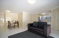 3/51 Elizabeth Street, Toowong, QLD 4066 Main bedroom has ensuite and sliding doors out to patio. Light & airy open plan living area which also opens out to a spacious tiled patio. Conveniently located less than 5 min drive from the Toowong Village and train station and public transport available to get you to the City and Brisbane River. • Built ins • Dishwasher • Internal Laundry • TV & Internet connections • 2 separate garages with remote controls • Quiet location – 1 of 5 units in complex