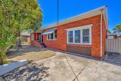 Long Jetty , NSW 2261 Full Description : This solid single level brick veneer family
home sits on 23.325x30.175= 703.83sqm block, zone R1 (General
Residential Zoning) on the high side of the road. Offering four generous
bedrooms and main bedroom with an ensuite, a huge separate lounge room,
spacious formal dining room, sunroom/study, modern kitchen and
bathroom, large laundry and third toilet, a carport with roller door to
park 2 cars, huge backyard and wide side access, fully fenced and
currently rented $480.00 per week.
E.& O.E. Whist every care has been taken in producing the above
information, no warranty is given or implied as to the accuracy.
Prospective purchasers are required to take such actions as necessary to
satisfy themselves in this respect.