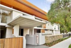PINDARI C7/76 WENTWORTH STREET Randwick NSW 2031 Nestled in an idyllic setting just 3 mins to Centennial park is this Multi Award Winning quality development 'Pindari'. The apartment is a ground floor position with lift access from street to the two security car spaces. Convenient location, close to transport, schools, Randwick & Bondi Junction shopping centres and beaches.