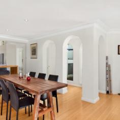 4/46 Towns Road Vaucluse A WONDERFUL OPPORTUNITY- to lease this impeccable townhouse that has undergone a transformation to the highest standard.
Expansive living and dining with superb kitchen, guest wc on this
level. the living opens to a terrace and stairs to a further courtyard
which then leads you to a 4th bedroom with ensuite bathroom and laundry,
accessable via the double garage also which is ideal for a live in or
teenager.
In the main house upstairs are 3 bedrooms with built ins and 2 luxury bathrooms, INSPECTION ESSENTIAL IDEAL TO LOCAL SCHOOLS
Features
Built-In Wardrobes Close to Schools Close to Shops Close to Transport Ensuite Modern Bathroom Modern Kitchen Parking Polished Timber Floor Quiet Location Renovated Security Terrace/Balcony Unfurnished