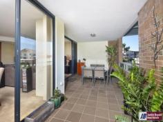 110 Commercial Road, Teneriffe, Qld 4005 - LOW BODY This stylish apartment captures the essence of the exciting Teneriffe
lifestyle. Spacious open plan living areas leading out to big 25m2
balcony – perfect for entertaining!
Comprising 2 bedrooms – master with ensuite and WIR. Extra
features include – Stainless steel appliances, modern finishes and tones
throughout, airconditioning, well appointed study nook, undercover car
space plus private storage. Boutique building with 21 apartments – low
body corporate fees. Building is pet friendly!
Located within walking distance to new City Cat & Bus Terminal.
Just a short stroll to James Street, Emporium and Gasworks – an envious
lifestyle awaits!