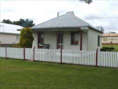 111 Dumaresq Street Glen Innes NSW 2370 This quaint 3 bedroom country cottage is an ideal 1st home buyers delight! It is also suitable for retirees, as it has plenty of outside space for gardening/fruit trees. Features include new double roller door garage, workshop/storage shed, garden shed, immaculately presented internal home, build ins in 2 bedrooms, cozy open plan kitchen/living area with combustion log fire, spacious bathroom, front & side verandahs and beautiful rural views.