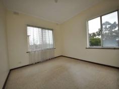 11/22 Broad St Marden SA 5070 VENDOR PREPARED TO NEGOTIATE! This two bedroom unit in a large but well established inner suburban group is ideal for an investment or owner occupier.
The unit has been painted and there are new floor coverings to the
kitchen leaving you to choose how you want to refurbish the remaining
floor coverings. Upstairs to the front of the group and
offering one off street car park, this could be the perfect opportunity
for you to add this to your portfolio or even start yourself on the
investment trail. The vendor has indicated that he is prepared to consider all reasonable offers. For all enquires, contact Beverley Philpott 0414 880 001. RLA 46442