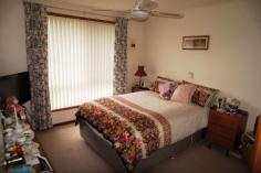 44/129 Smart Road Modbury SA 5092 This beautiful 2 bedroom unit is just what you have been searching for,
it has been lovingly looked after with pride since it’s build.
This is perfect for the first home buyer & for those who want a
sleepy village to spend their retirement, or for those who wish to
invest and receive a good income.
This lovely unit consists of Master Bedroom with a built –in robe and
ceiling fan, Bedroom 2 is a generous size also with a ceiling fan.
With evaporative cooling throughout the property, you have the comfort
in those hot summer days but not blowing your budget, as evaporative is
cheaper to run than Refrigerated A/C, as well as ceiling fans throughout
the property.
The Kitchen has plenty of cupboard space for the weekly shopping and
being able to chat to your partner in the dining area while preparing
your meals is a great way to catch up on the day’s events.
