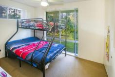 1/103 Fiddaman Road Emerald Beach NSW 2456 Unit by the Beach! Located just a short stroll to beautiful Emerald Main Beach, restaurants and shops this very well presented ground floor unit will impress. The open plan unit has had renovations including kitchen and flooring and presents with a warm and welcoming feel. The two bedroom unit has a dedicated undercover parking space and a lockable storage room. This property would make a great rental investment or live-in residence. If you love the surf and desire that traditional beach village atmosphere than this unit and its fantastic proximity to everything Emerald Beach offers is going to draw your undivided attention. General Features Property Type: Unit Bedrooms: 2 Bathrooms: 1 Land Size: 111 m² (approx) Outdoor Features Garage Spaces: 1 Open Car Spaces: 1