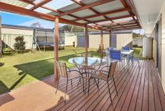 38 Thone Street Comboyne NSW 2429 MUST BE WORTH A LOOK Modern three bedroom home on large 931m2 level block of land. Would suit children or keen gardener or a great investment property. Three bay colourbond shed on concrete slab is a fantastic workshop or storage. Big side yard with easy access from the street. Call us today for your private inspection. General Features Property Type: House Bedrooms: 3 Bathrooms: 1 Land Size: 931 m² (approx) Indoor Features Built-in Wardrobes Air Conditioning Open Fireplace Outdoor Features Open Car Spaces: 3