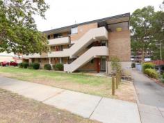 19/73 King George Street, Victoria Park WA 6100 Exceptional Value, This spacious 2 bedroom apartment is located on the First Floor of a beautifully maintained and small complex of 19 Apartments. This apartment has more to offer than first glance with Well Appointed Kitchen Spacious Living Area with Air Conditioning Enclosed Balcony Allocated Undercover Carport All of this in a great location, just a short stroll to local Cafes, Shopping Centre, Parks and Public Transport. Lock this Investment away for long term and reap the reward or make it your perfect home in this growing area. - See more at: http://www.professionalsvicpark.com.au/real-estate/property/739027/for-sale/apartment/wa/victoria-park-6100/19-73-king-george-street/#sthash.V8QwK2tj.dpuf