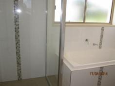 13 Horton St Biggenden QLD 4621 IT'S ALL BRAND NEW Claim $15,000 Great Start Grant if this is your first home * 3 BR brick Hotondo home * Open plan Kitchen, Dining & Lounge * Located in new area of town * Ideal investment property with QBSA warranty and substantial depreciation benefits Property Snapshot Property Type: House Construction: Brick Land Area: 603 m2