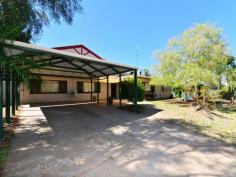 40 Angguna Avenue Braitling NT 0870 Family friendly This neat and attractive residence offers space for the family that likes to entertain. Features include a lounge room with combustion stove and floating timber floors. Adjacent to this room is the open plan kitchen and a spacious dining area which has access via sliding doors to the undercover outdoor living area and the sparkling in ground pool. The four bedrooms feature built in robes and the main bedroom is spacious. A study or fifth bedroom is off the lounge room and has its own access. The bathroom is generous in size and features attractive tiles, a bathtub and separate shower. Other features of this home include reverse cycle air conditioning throughout, double under cover car parking, established gardens, garden shed and solar hot water. General Features Property Type: House Bedrooms: 5 Bathrooms: 2 Land Size: 931 m² (approx) Indoor Features Ducted Cooling Air Conditioning Outdoor Features Carport Spaces: 2 Other Features Inground Pool, Outdoor Living, Study/Office, Verandah