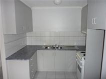 Barooga NSW 3644 Well presented 2 bedroom brick unit ideally set up for the investor, first home buyer or retiree. It comprises lounge, separate kitchen/dining areas, 2 good size bedrooms with built-in robes and a neat bathroom. Fully fenced courtyard and lock-up garage caps off this well priced property.