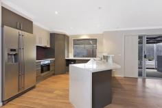 1/12 Mulga Pl West Albury NSW 2640 Low Maintenance & Modern!
3 Beds | 2 Baths | 2 Cars
For Sale Price: $280,000
Located in West Albury, this modern, 3 bedroom, 2
bathroom unit offers purchasers an excellent opportunity to enter the
property market at an affordable level, either as a first home buyer or
as an investor.
Built by Trentwood Homes, the property offers a low maintenance yard
with side access, feature walls throughout, down lights, a sleek modern
kitchen with ample storage and a gas fireplace under the alfresco area -
perfect for entertaining outdoors on cooler evenings.
With all services available and only 2 units on the property, this is an opportunity not to be missed.