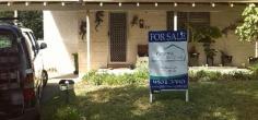 24/1515 Old Coast Road Bouvard WA 6211 * 2x1 VILLA * STROLL TO TAVERN * MINUTES AWAY FROM ESTUARY * CRABBING, FISHING OR JUST A GENTLE STROLL * GREAT FAMILY HOLIDAY VILLA * IMMEDIATE POSSESSION * VIEW TODAY Contact Tanya 0407 080 924 view anytime!! Close to Schools Close to Shops Close to Transport FISHING and CRABBING AT YOUR DOORSTEP