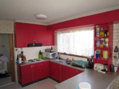 6/13-15 Wybalena Crescent Toormina NSW 2452 Well appointed 2 bedroom townhouse positioned in a quiet complex. Easy care floor tiles used in living areas, walk in robe, own yard & single garage. Boambee Beach & Toormina Centro shopping entre are closeby and our long term tenant is keen to stay. Rates $2037.71 Strata $2606 p.a