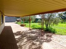 20 Donaldson Street, Quorn SA 5433 AT HOME ON THE RANGE $187,500 Away from the noise and the neighbours, this brick veneer home provides a winning lifestyle. Set on a huge acre block on the outskirts of the Quorn township there are three bedrooms, a large modern country style kitchen, family sized lounge with split system air conditioning and combustion heating. The property may also suit investors as it is currently leased to solid tenants.
