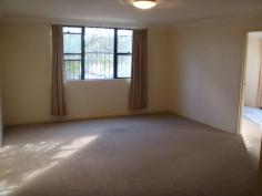 4/220 Henderson Road, Alexandria NSW 2015 Located only minutes to Erskineville Station and easy access to parks, shops, cafes and restaurant, this unfurnished 2 bedroom unit offers convenience at a affordable price Featuring: 2 bedrooms both with built-ins and a small outdoor area. Good sized lounge Separate area for dining table. Enclosed balcony. Large bathroom with bathtub. Internal laundry. Modern kitchen with electric stove. 1 security parking. Small boutique block