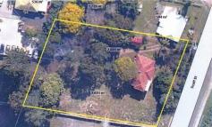 6 Scott St Yandina QLD 4561 Situated in the centre of the thriving village of Yandina, sits this neat parcel of land totalling 2691m2.
Endless commercial or residential possibilities are in abundance with
these flat allotments. The sellers also own and are selling an adjoining
property which is 536m2 in size and consists of a house divided into
two flats. Both flats are tenanted. This provides double street
access.
