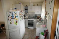 44/129 Smart Road Modbury SA 5092 This beautiful 2 bedroom unit is just what you have been searching for,
it has been lovingly looked after with pride since it’s build.
This is perfect for the first home buyer & for those who want a
sleepy village to spend their retirement, or for those who wish to
invest and receive a good income.
This lovely unit consists of Master Bedroom with a built –in robe and
ceiling fan, Bedroom 2 is a generous size also with a ceiling fan.
With evaporative cooling throughout the property, you have the comfort
in those hot summer days but not blowing your budget, as evaporative is
cheaper to run than Refrigerated A/C, as well as ceiling fans throughout
the property.
The Kitchen has plenty of cupboard space for the weekly shopping and
being able to chat to your partner in the dining area while preparing
your meals is a great way to catch up on the day’s events.