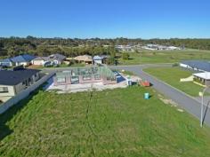 4 Stoddart Corner, McKail, WA 6330 A great opportunity presented itself with this fantastic block that has been fairly priced to sell. One of only a few available, this level 552m2 block has great orientation to design and build your dream home and capture the natural light. Surrounded by modern quality homes this is a great opportunity to get into the market. Superb location in a quiet street, short walk to one of the many parks and only a few minutes’ drive from the CBD this property ticks a lot of boxes. Jump in quick and call Simon Thomas today on Mbl 0407380 365